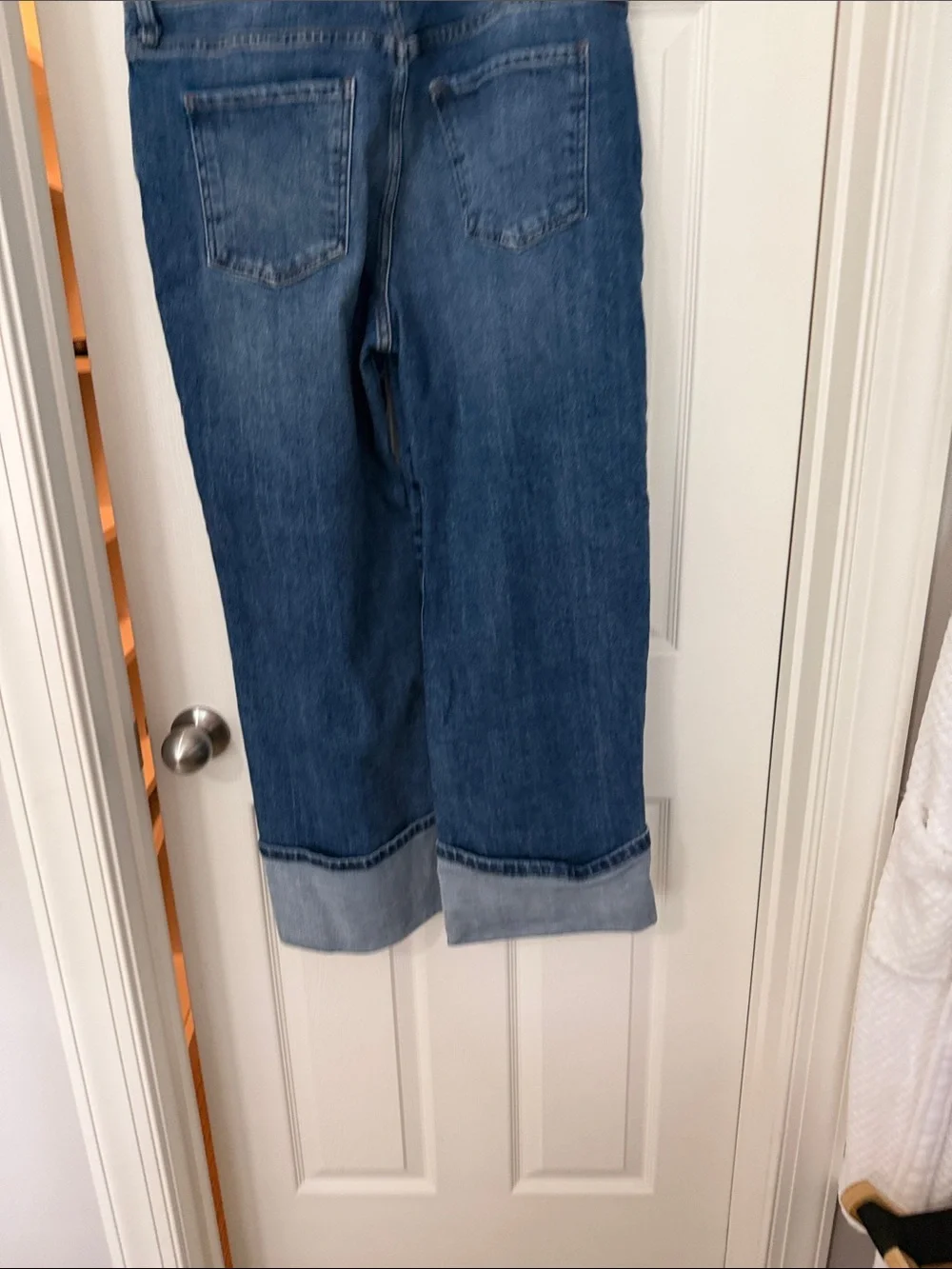 Kut from the Kloth Dark Blue Wide-Leg Cropped Jeans with Rolled Hem